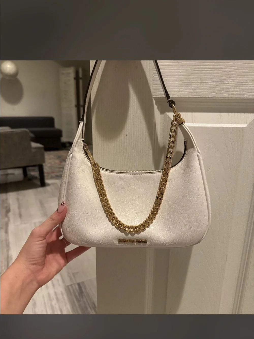 Michael Kors White Shoulder Bag with Gold Chain Accent